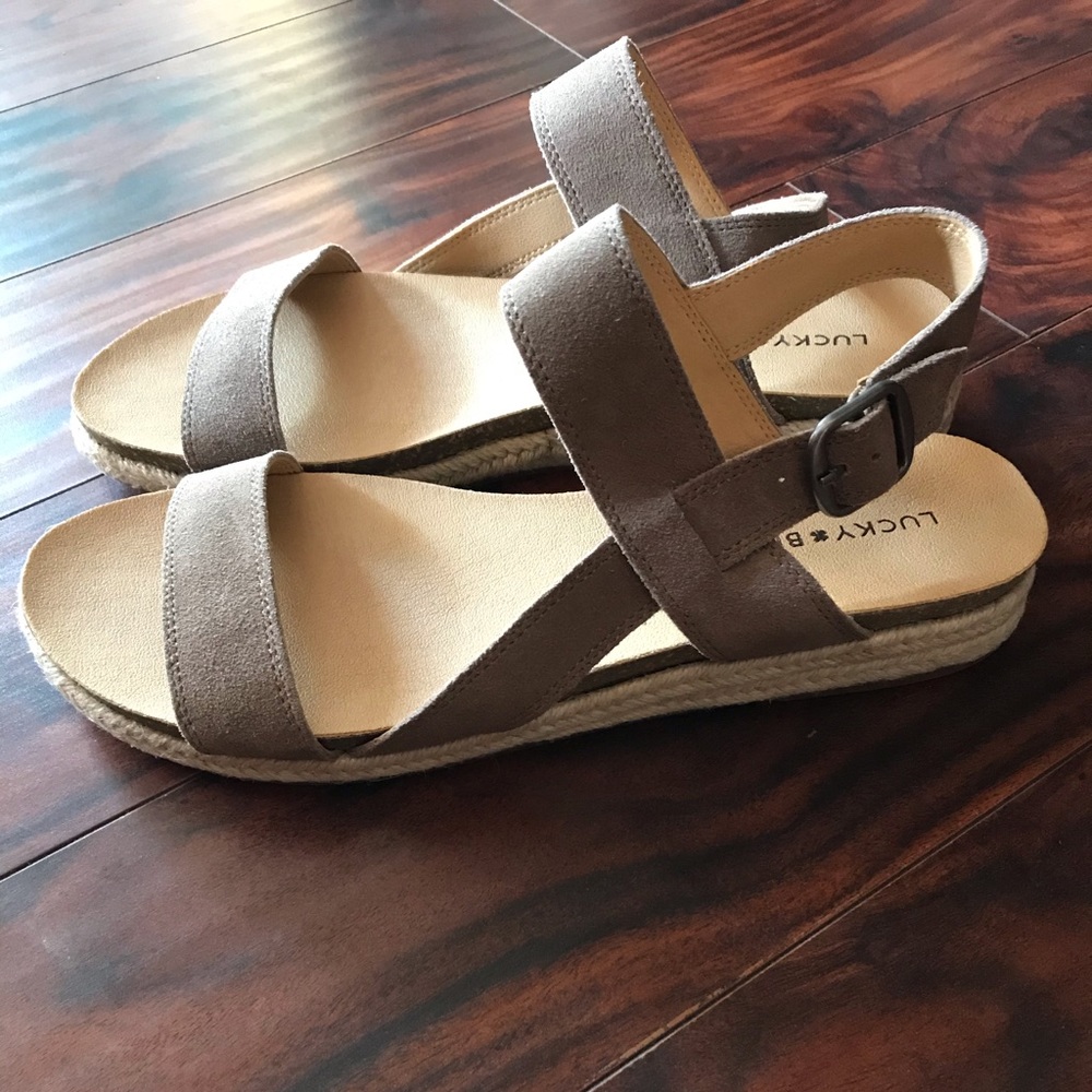 New Lucky Brand Strap Wedge Sandals size 10